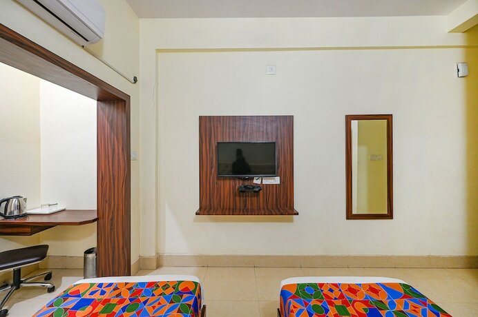 Imagen general del Hotel Fabhotel Triple Tree. Foto 17