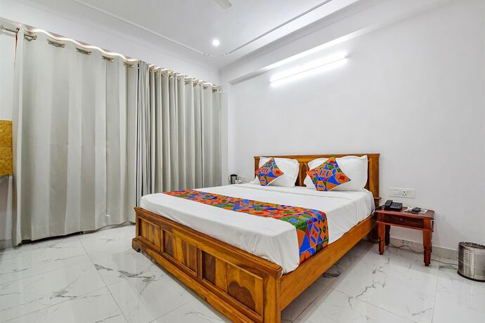 Imagen de la habitación del Hotel Fabhotel Umrao Haveli. Foto 19