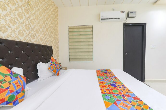 Imagen general del Hotel Fabhotel Us Inn. Foto 13