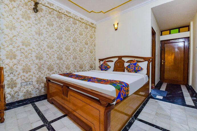 Imagen general del Hotel Fabhotel Vijay Niwas. Foto 5