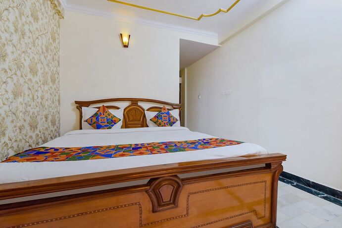 Imagen general del Hotel Fabhotel Vijay Niwas. Foto 13