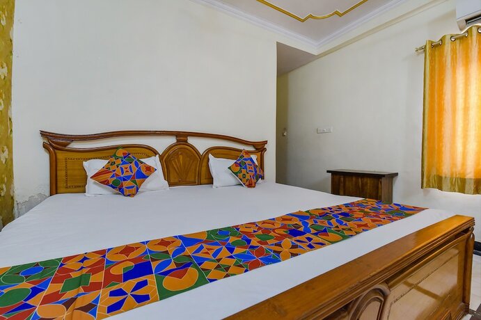 Imagen de la habitación del Hotel Fabhotel Vijay Niwas. Foto 20