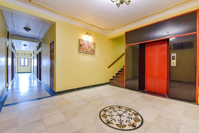 Imagen general del Hotel Fabhotel Vijay Niwas. Foto 15