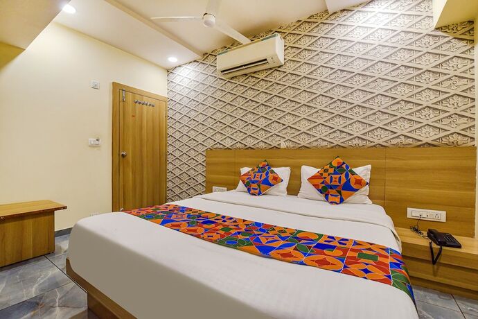 Imagen de la habitación del Hotel Fabhotel Vishala. Foto 19