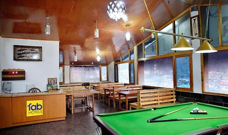 Imagen de los interiores del Hotel Fabhotel Whistling Winds. Foto 18
