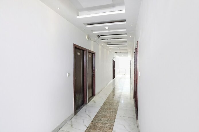 Imagen general del Hotel Fabhotel White Castle. Foto 2