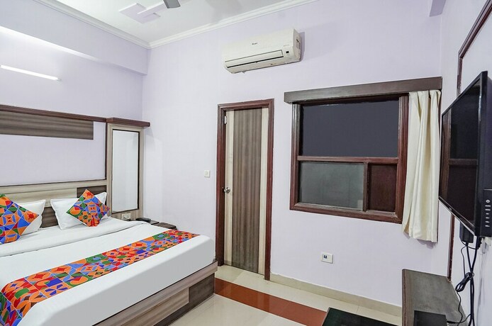 Imagen de la habitación del Hotel Fabhotel White Castle. Foto 20