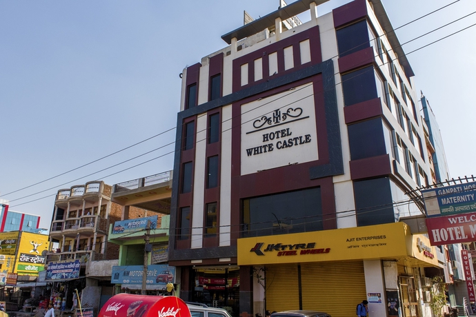Imagen general del Hotel Fabhotel White Castle Sez. Foto 2