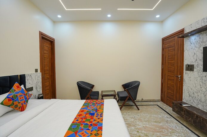 Imagen general del Hotel Fabhotel White Elephant. Foto 4