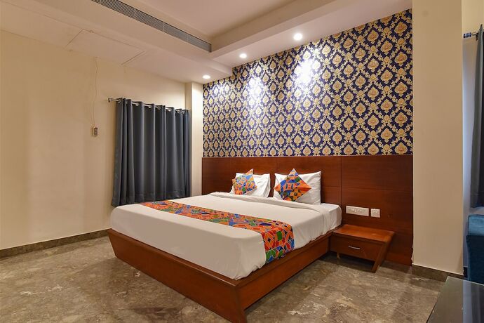 Imagen de la habitación del Hotel Fabhotel Wind Palace. Foto 19