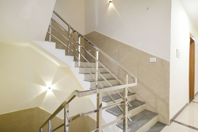 Imagen general del Hotel Fabhotel Woodlark Inn. Foto 4