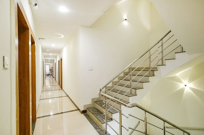 Imagen general del Hotel Fabhotel Woodlark Inn. Foto 12