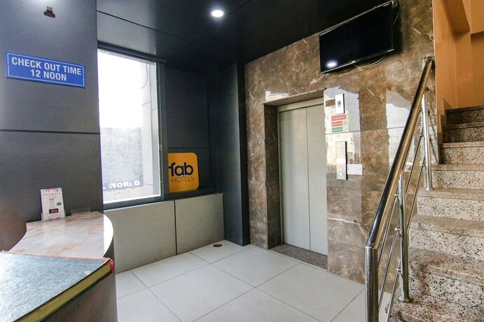 Imagen general del Hotel Fabhotel Woods Inn. Foto 11