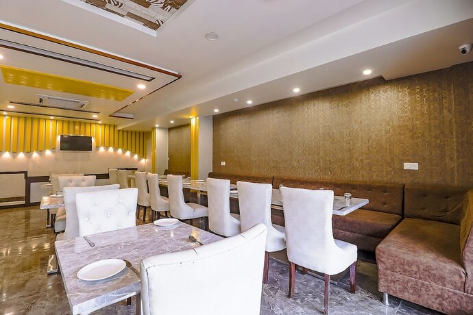 Imagen general del Hotel Fabhotel World Link. Foto 10