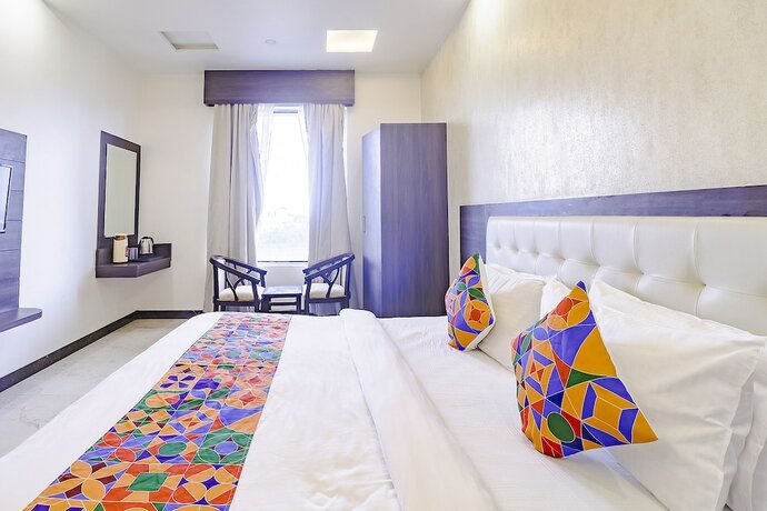 Imagen general del Hotel Fabhotel World Link. Foto 12