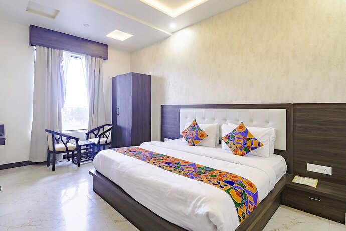 Imagen de la habitación del Hotel Fabhotel World Link. Foto 17