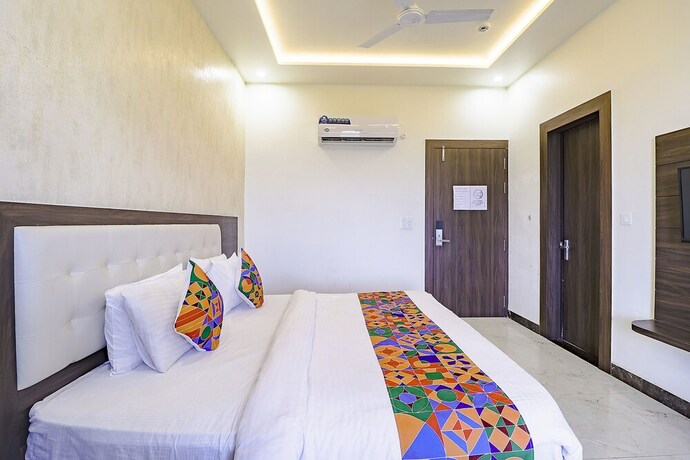 Imagen general del Hotel Fabhotel World Link. Foto 15