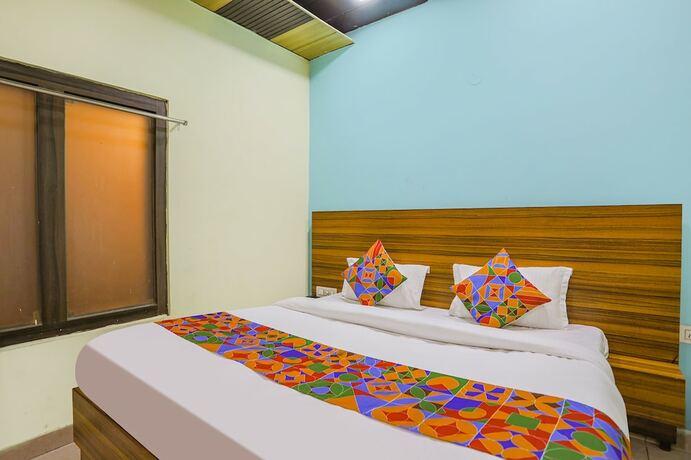 Imagen de la habitación del Hotel Fabhotel Yatika Inn. Foto 19