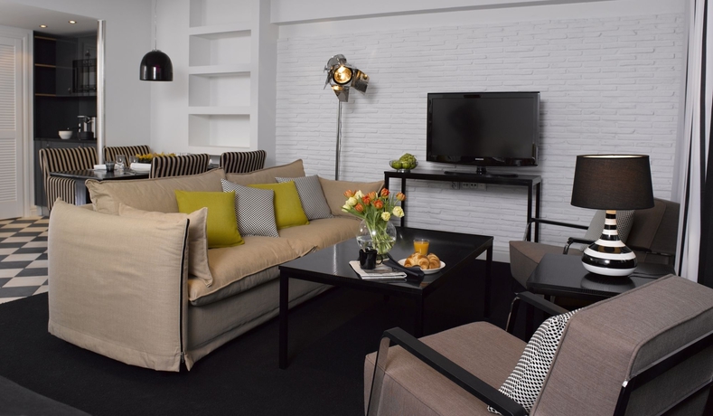 Imagen de los interiores del Hotel Fabian. Foto 15