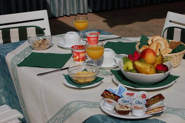 Imagen general del Hotel Fabricia. Foto 3