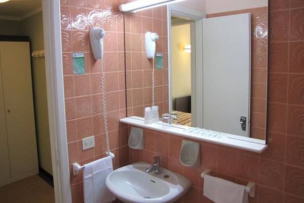 Imagen general del Hotel Fabricia. Foto 5