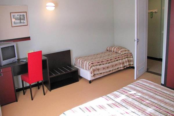 Imagen general del Hotel Fabricia. Foto 6