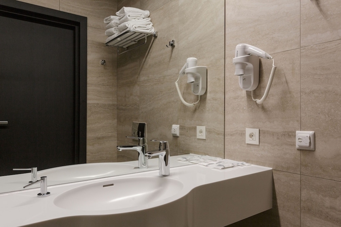 Imagen de la habitación del Hotel Fabrika, San Petersburgo. Foto 17