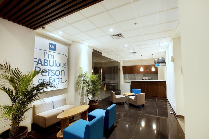 Imagen de los interiores del Hotel Fabu Hotel Bandung. Foto 16
