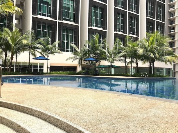Imagen de la piscina del Hotel Fabulous Mutiara Ville Cyberjaya. Foto 16