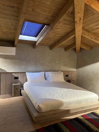 Imagen de la habitación del Hotel Faces and Places Boutique. Foto 11
