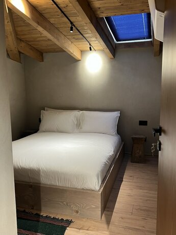 Imagen de la habitación del Hotel Faces and Places Boutique. Foto 14