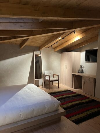 Imagen de la habitación del Hotel Faces and Places Boutique. Foto 17