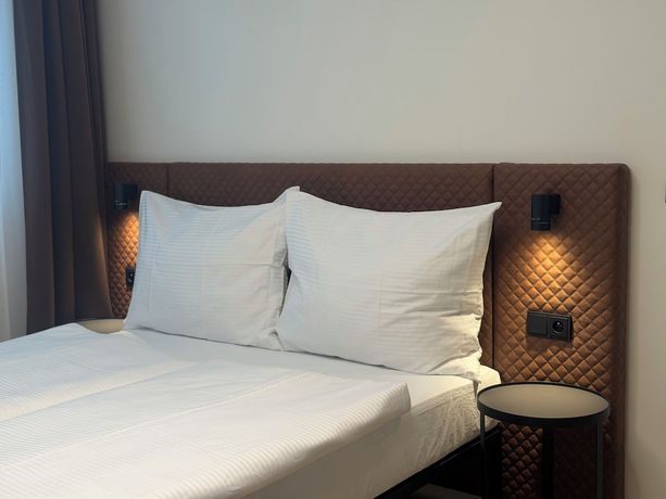 Imagen de la habitación del Hotel Factory Suites. Foto 8