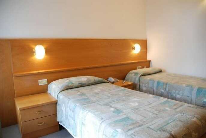 Imagen de la habitación del Hotel Faedo Pineta. Foto 12