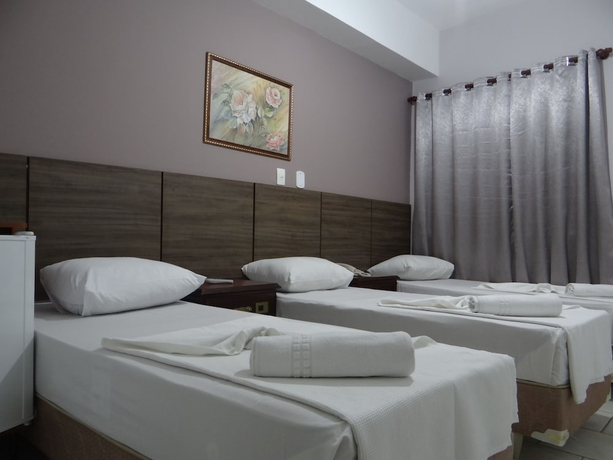 Imagen de la habitación del Hotel Faenician. Foto 9