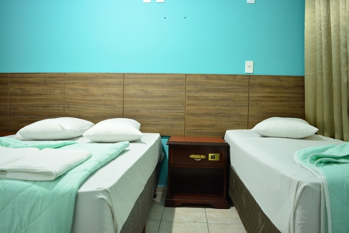 Imagen de la habitación del Hotel Faenician. Foto 10