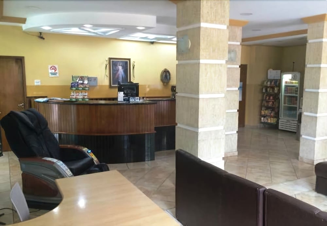 Imagen de los interiores del Hotel Faenician. Foto 18