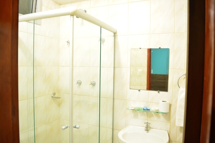 Imagen de la habitación del Hotel Faenician. Foto 17