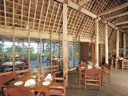 Imagen del bar/restaurante del Hotel Fafa Island Resort. Foto 4