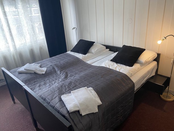 Imagen de la habitación del Hotel Fagerlundl. Foto 8