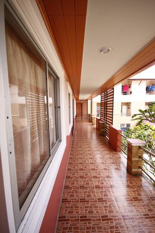 Imagen de los interiores del Hotel Fah Keang Dao Mansion. Foto 12