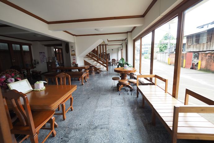 Imagen de los interiores del Hotel Fah Place. Foto 16