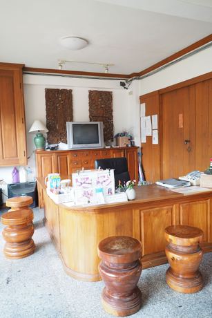 Imagen de los interiores del Hotel Fah Place. Foto 18