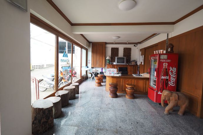 Imagen de los interiores del Hotel Fah Place. Foto 20