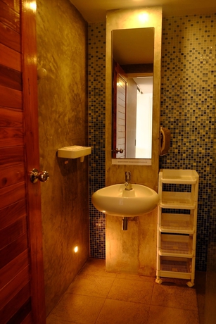 Imagen de la habitación del Hotel Fah Talay Resort. Foto 15