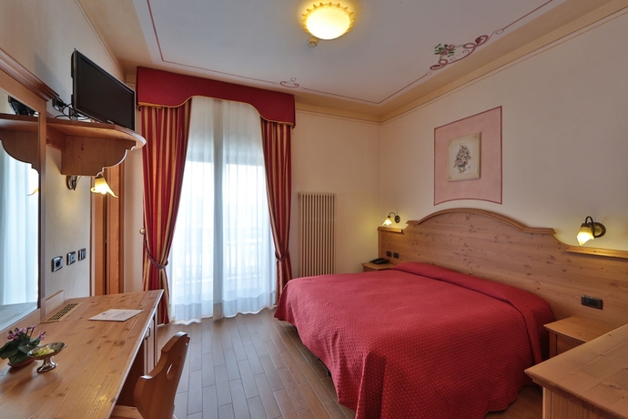 Imagen de la habitación del Hotel Fai. Foto 6