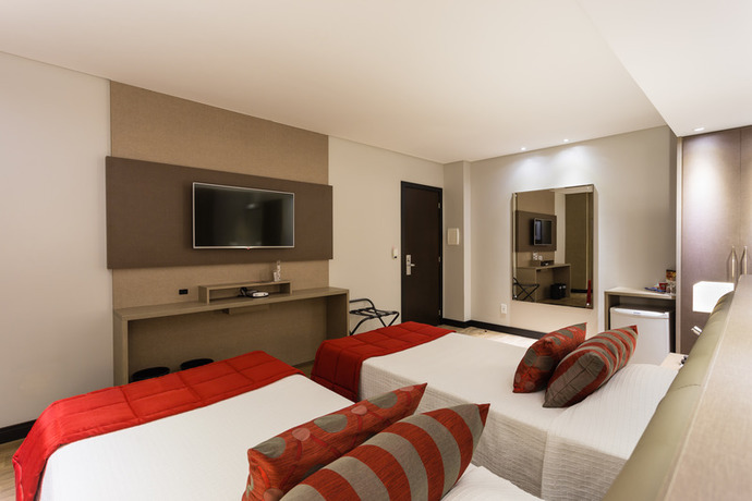 Imagen de la habitación del Hotel Faial Prime Suítes. Foto 12