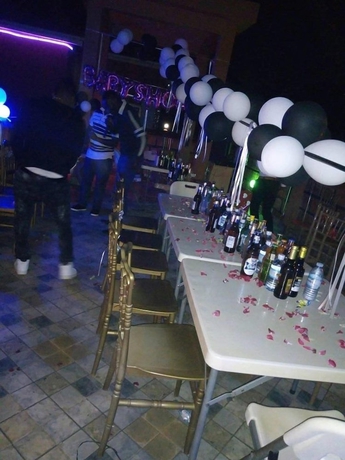 Imagen del bar/restaurante del Hotel Faida Hill Motel. Foto 3