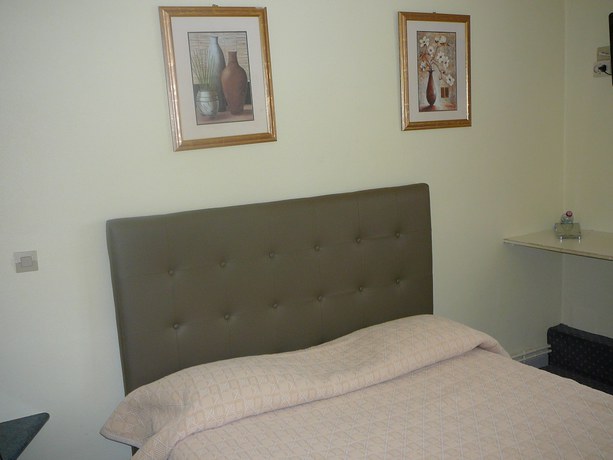 Imagen de la habitación del Hotel Faidherbe. Foto 2