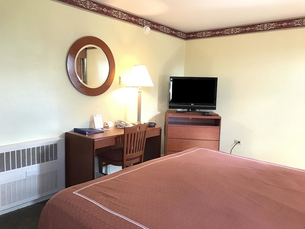 Imagen de la habitación del Hotel FairBridge Inn Express, Barrington. Foto 13